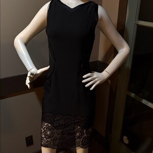 Max Mara made in Italy Black Lace Hem Sheath Dress